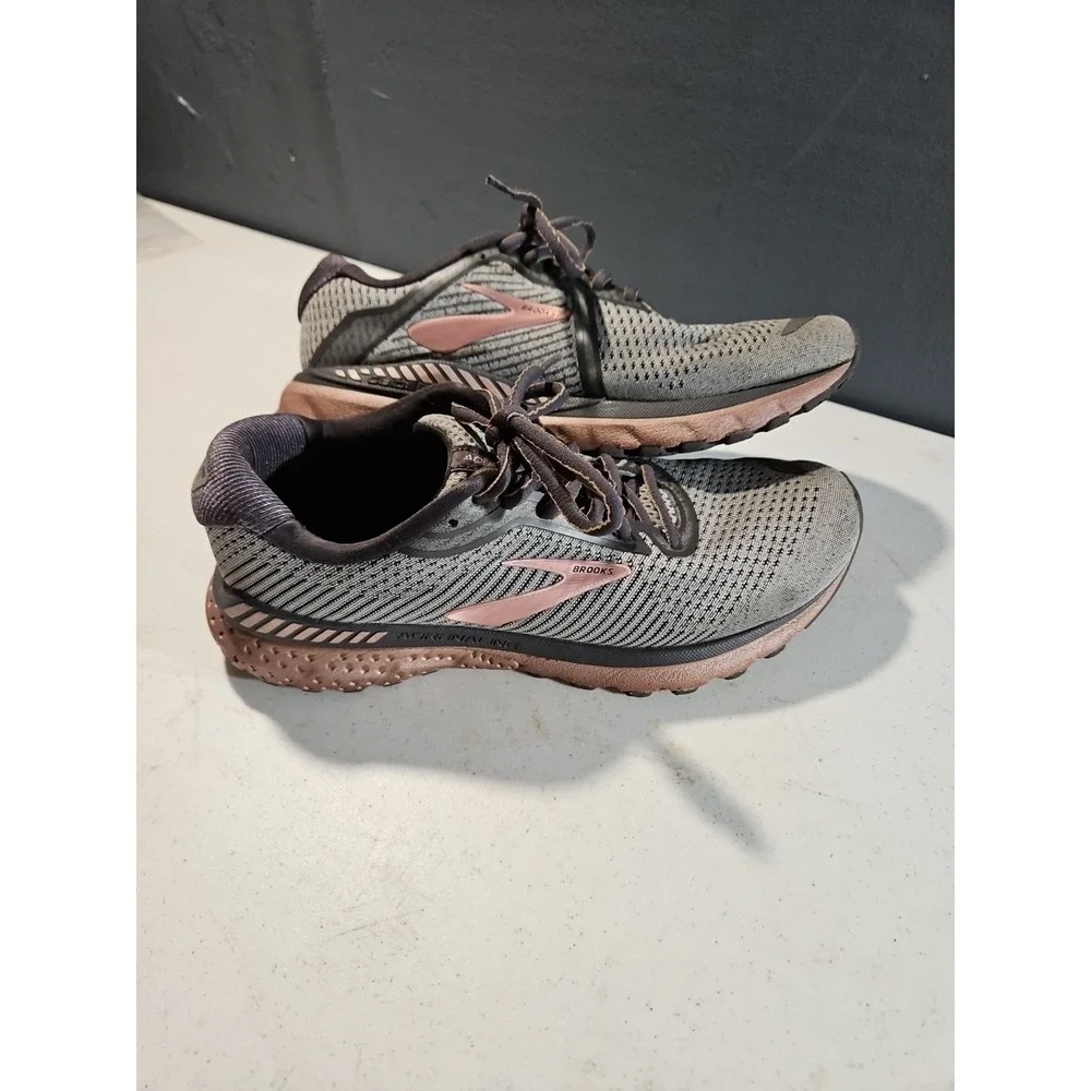 Brooks Adrenaline GTS 20‎ Womens 9.5 M(B)Gray/Rose Gold Running Shoes(S54